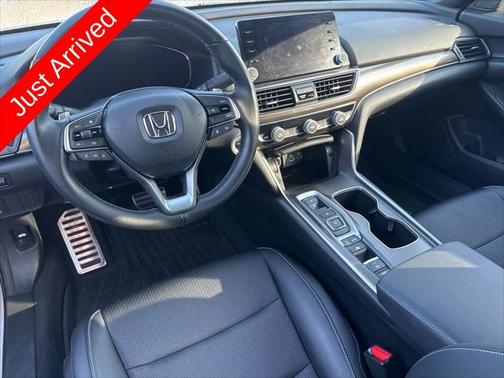 2022 Honda Accord Hybrid Base