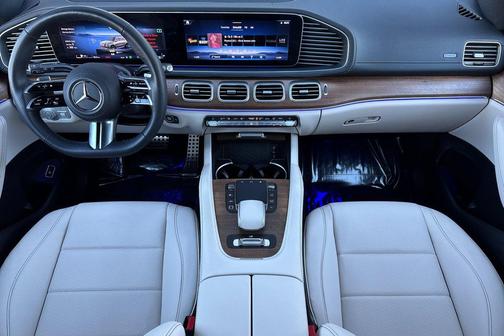 2025 Mercedes-Benz GLS 450 4MATIC