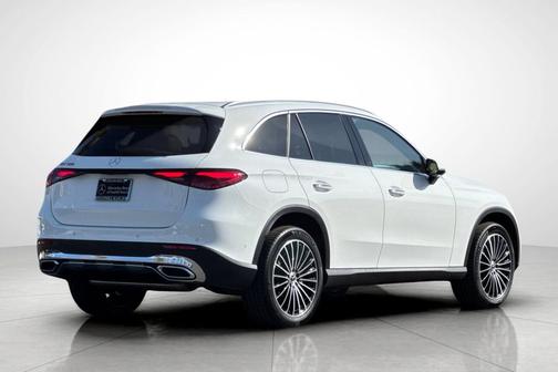 Polar White 2026 Mercedes-Benz GLC 300 Base