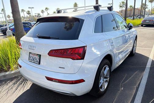 Ibis White 2019 Audi Q5 2.0T Premium