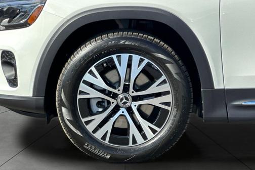 2026 Mercedes-Benz GLB 250 Base