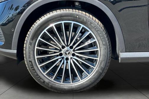 2026 Mercedes-Benz GLC 300 Base