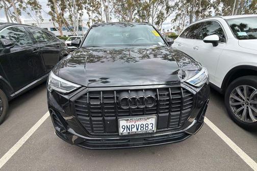 Mythos Black Metallic 2024 Audi Q3 Premium 45 TFSI S line quattro Tiptronic