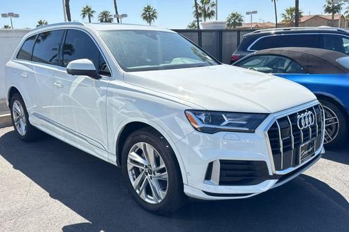 Carrara White 2023 Audi Q7 45 Premium
