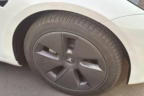 2022 Tesla Model 3 Standard Range