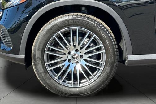 2026 Mercedes-Benz GLC 300 Base