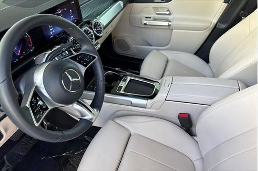 2025 Mercedes-Benz GLB 250 Base