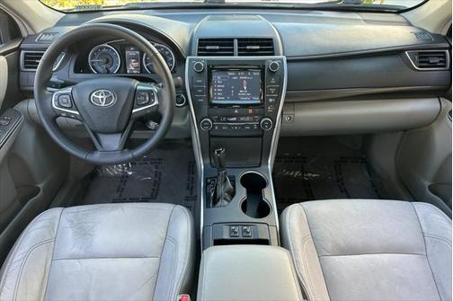 2016 Toyota Camry XLE