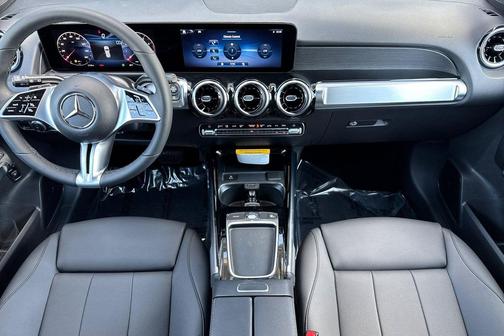 2026 Mercedes-Benz GLB 250 Base