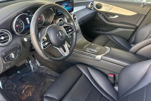2022 Mercedes-Benz GLC 300 4MATIC