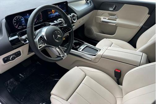 2025 Mercedes-Benz GLA 250 Base