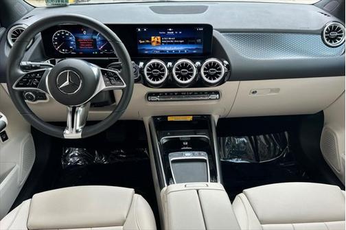 2025 Mercedes-Benz GLA 250 Base
