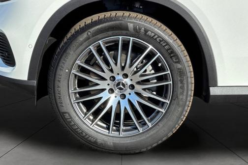 2026 Mercedes-Benz GLC 300 Base