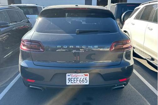 2018 Porsche Macan Base