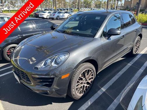 2018 Porsche Macan Base