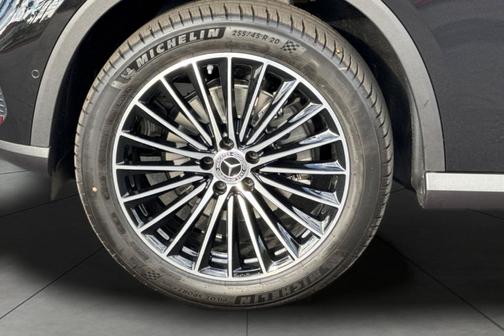 2026 Mercedes-Benz GLC 300 Base