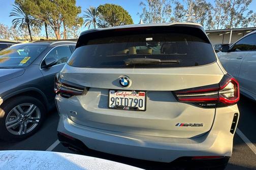 2023 BMW X3 M40i