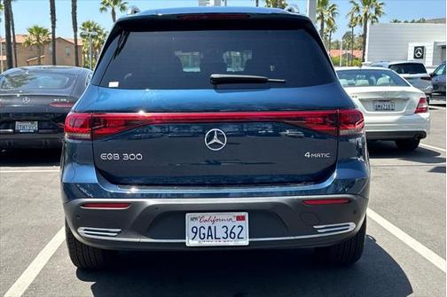 2023 Mercedes-Benz EQB 300 4MATIC
