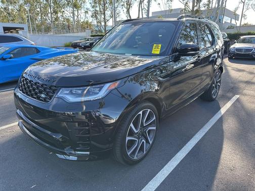 2025 Land Rover Discovery P360 Dynamic SE