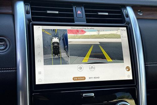 2025 Land Rover Discovery P360 Dynamic SE