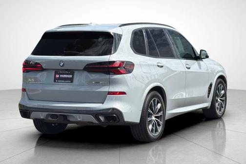 Brooklyn Grey Metallic 2024 BMW X5 PHEV xDrive50e