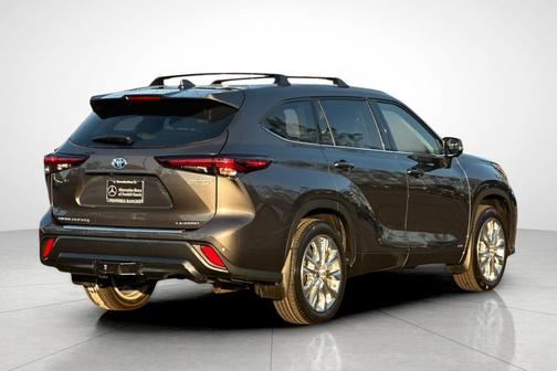 2024 Toyota Highlander Hybrid Limited