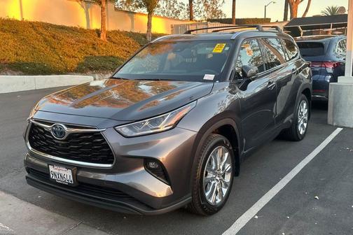 2024 Toyota Highlander Hybrid Limited