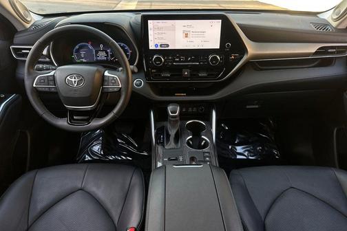 2024 Toyota Highlander Hybrid Limited