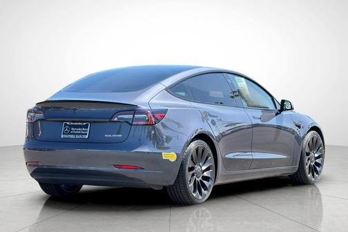 Midnight Silver Metallic 2022 Tesla Model 3 Performance