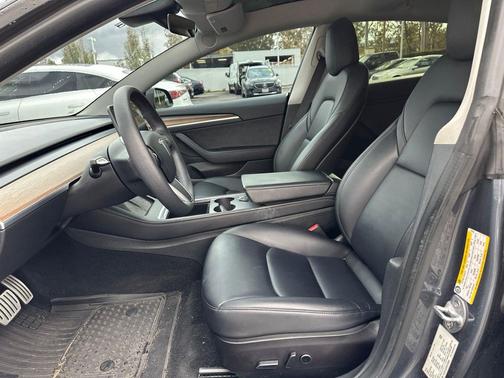 2022 Tesla Model 3 Performance