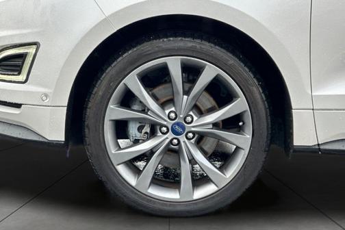 2016 Ford Edge Sport