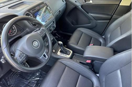2016 Volkswagen Tiguan S