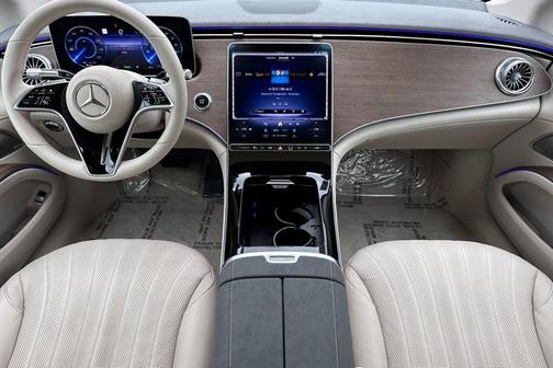 MANUFAKTUR Diamond White Metallic 2023 Mercedes-Benz EQS 450 4MATIC