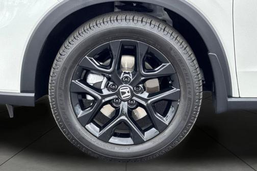 Platinum White Pearl 2023 Honda HR-V 2WD Sport