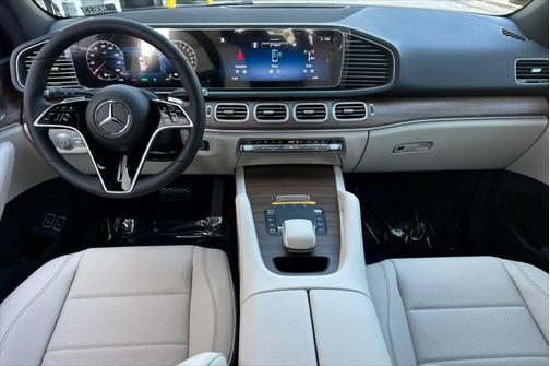 2025 Mercedes-Benz GLE 450e 4MATIC