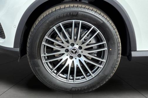 2026 Mercedes-Benz GLC 300 Base