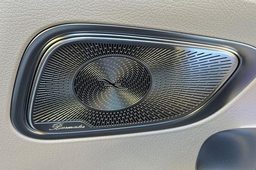 2026 Mercedes-Benz GLC 300 Base