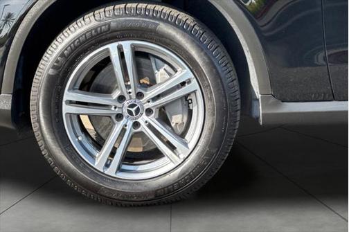 2022 Mercedes-Benz GLC 300 Base