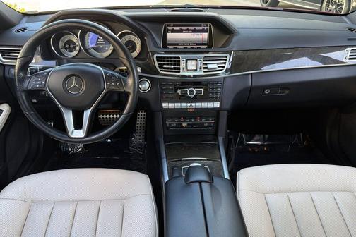designo Cardinal Red Metallic 2015 Mercedes-Benz E-Class E 400