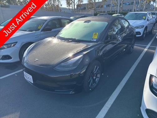 2022 Tesla Model 3 Standard Range
