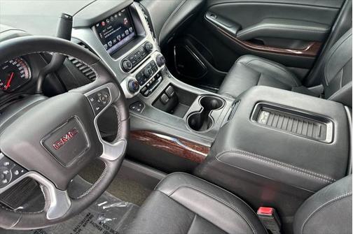 2016 GMC Yukon XL SLT