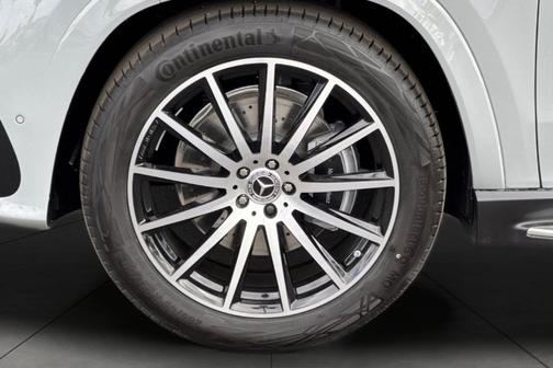 2026 Mercedes-Benz GLS 450 4MATIC