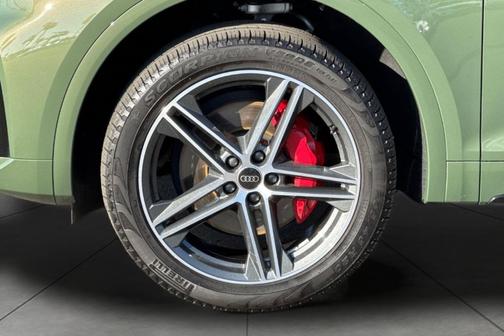 2024 Audi Q5 e 55 S line Premium Plus