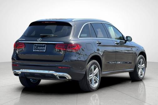 Graphite Gray Metallic 2022 Mercedes-Benz GLC 300 Base