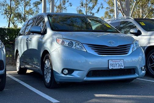 Sky Blue Pearl 2016 Toyota Sienna XLE Premium