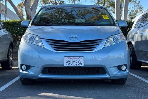 Sky Blue Pearl 2016 Toyota Sienna XLE Premium