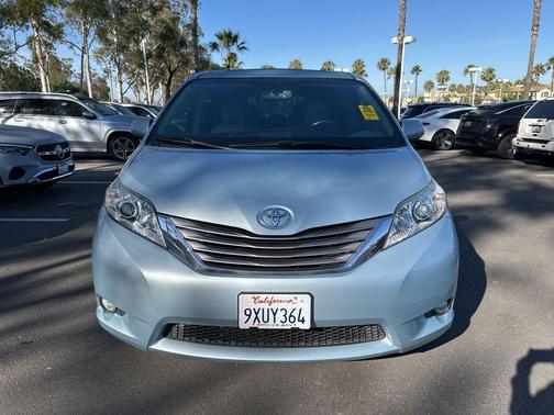 Sky Blue Pearl 2016 Toyota Sienna XLE Premium