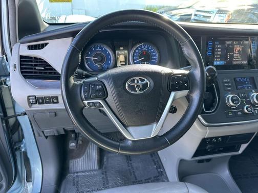 Sky Blue Pearl 2016 Toyota Sienna XLE Premium