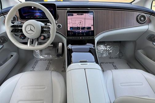 MANUFAKTUR Alpine Grey 2023 Mercedes-Benz AMG EQE 4MATIC+