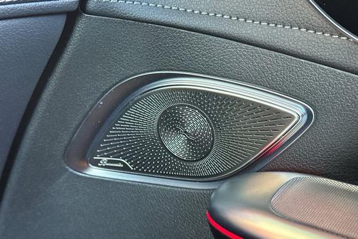 2026 Mercedes-Benz EQE 320+ 